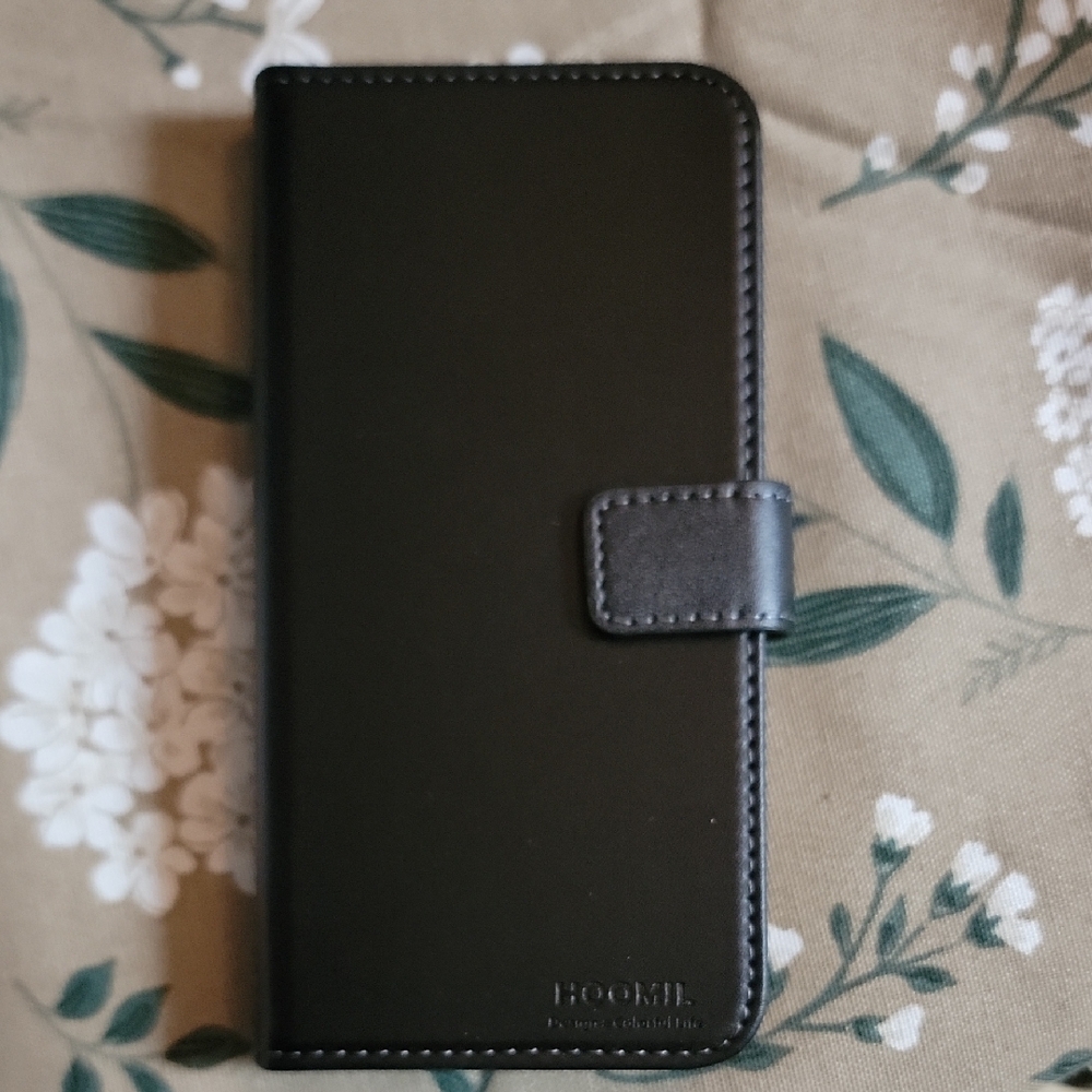Black Wallet Phone Case with Magnetic Closure and Card Slots